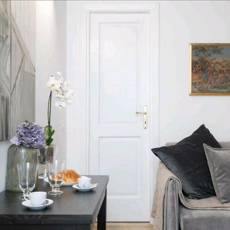 רומא Spanish Modern Apartament מראה חיצוני תמונה