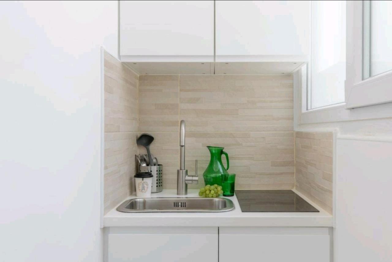 רומא Spanish Modern Apartament מראה חיצוני תמונה